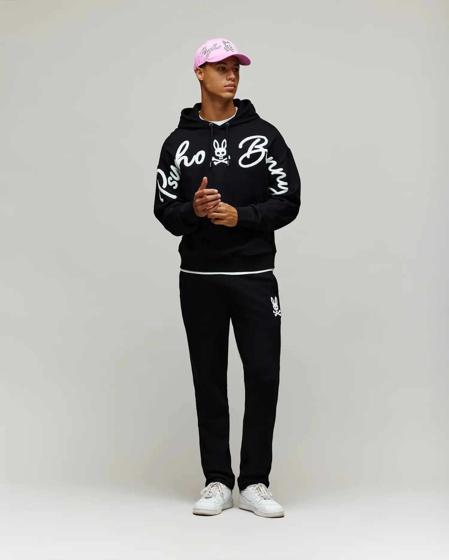 MB0800035-BLK_4.jpg