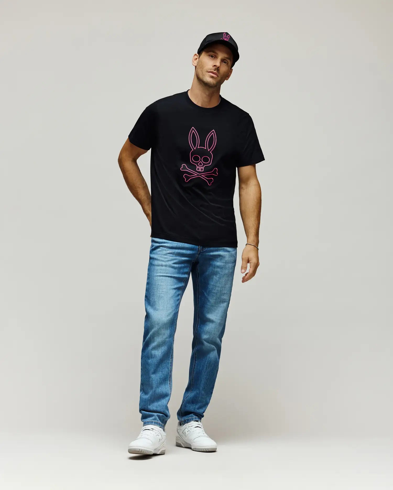 MT0200271-BLK_4.jpg