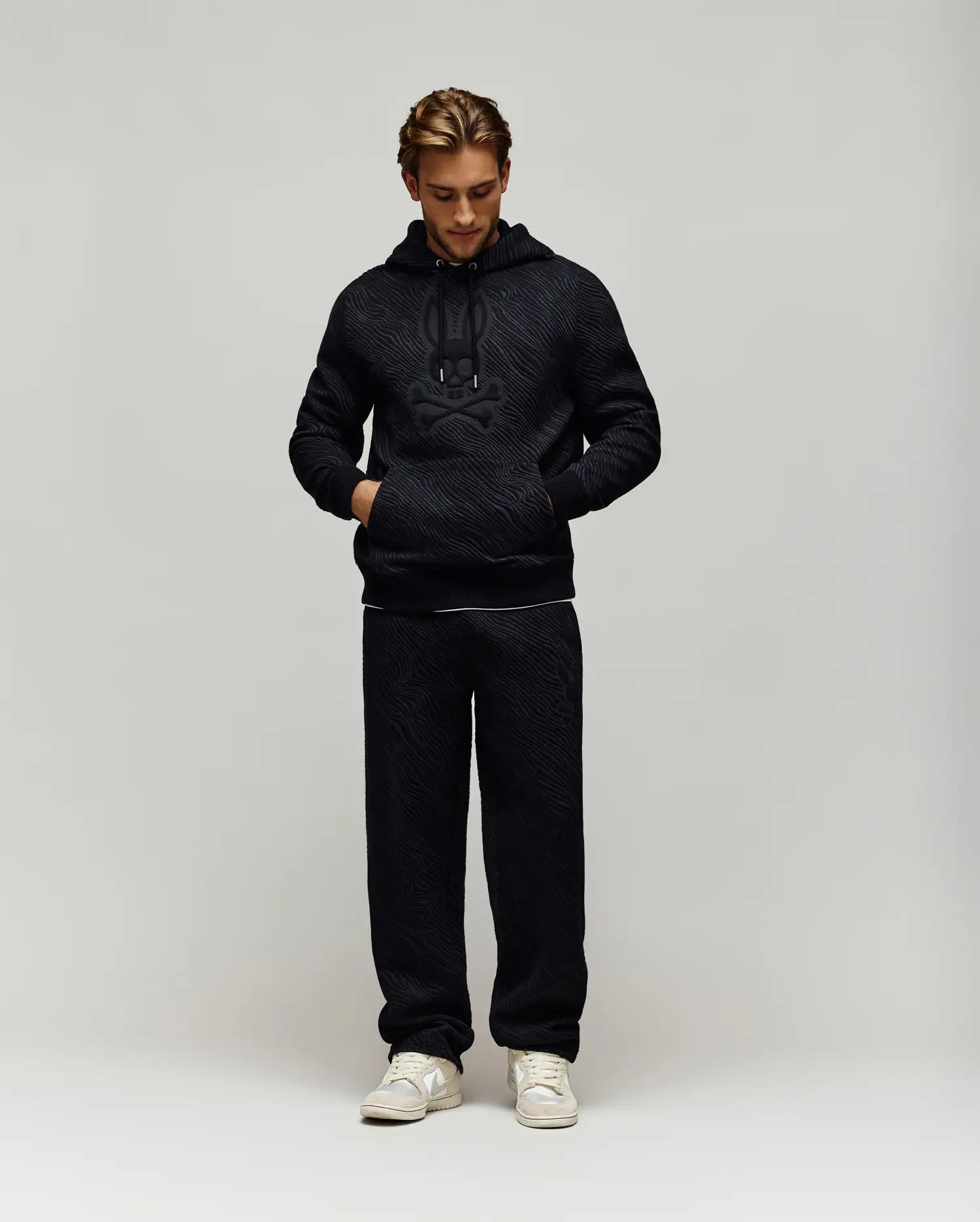 MT0500097-BLK_4.jpg