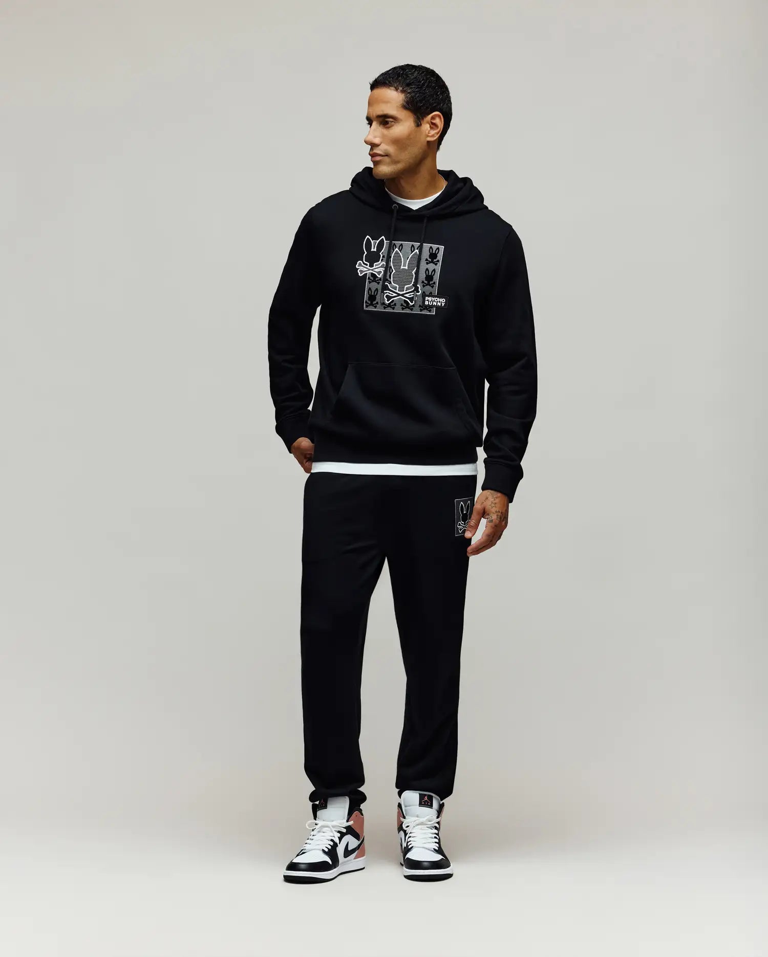 MT0500156-BLK_4.jpg